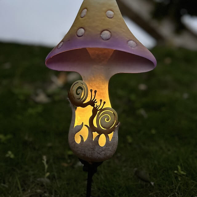 Solar Powered Fairy Butterfly Snail on Mushroom Figurines Garden Lights Stake Wholesale