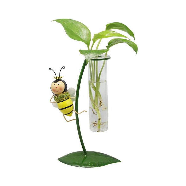 Custom Fashion Metal Grasshopper Planter Pot Glass Tube Home Decor Luxury