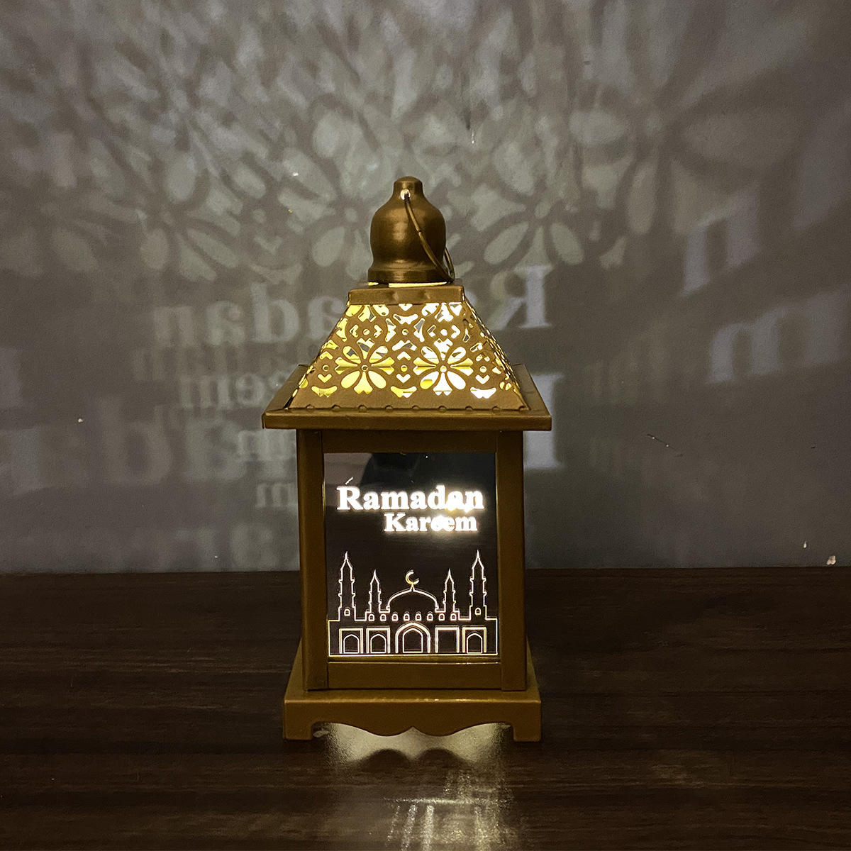 Wrought Iron Led Ramadan Festival Right Angle Wind Lantern For Home Living Room Holiday Decoration