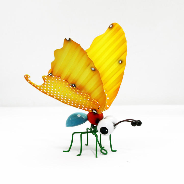 2021 New Design Home Decor of Metal Beautiful Butterfly Statues for Lawn and Garden Ornament Art